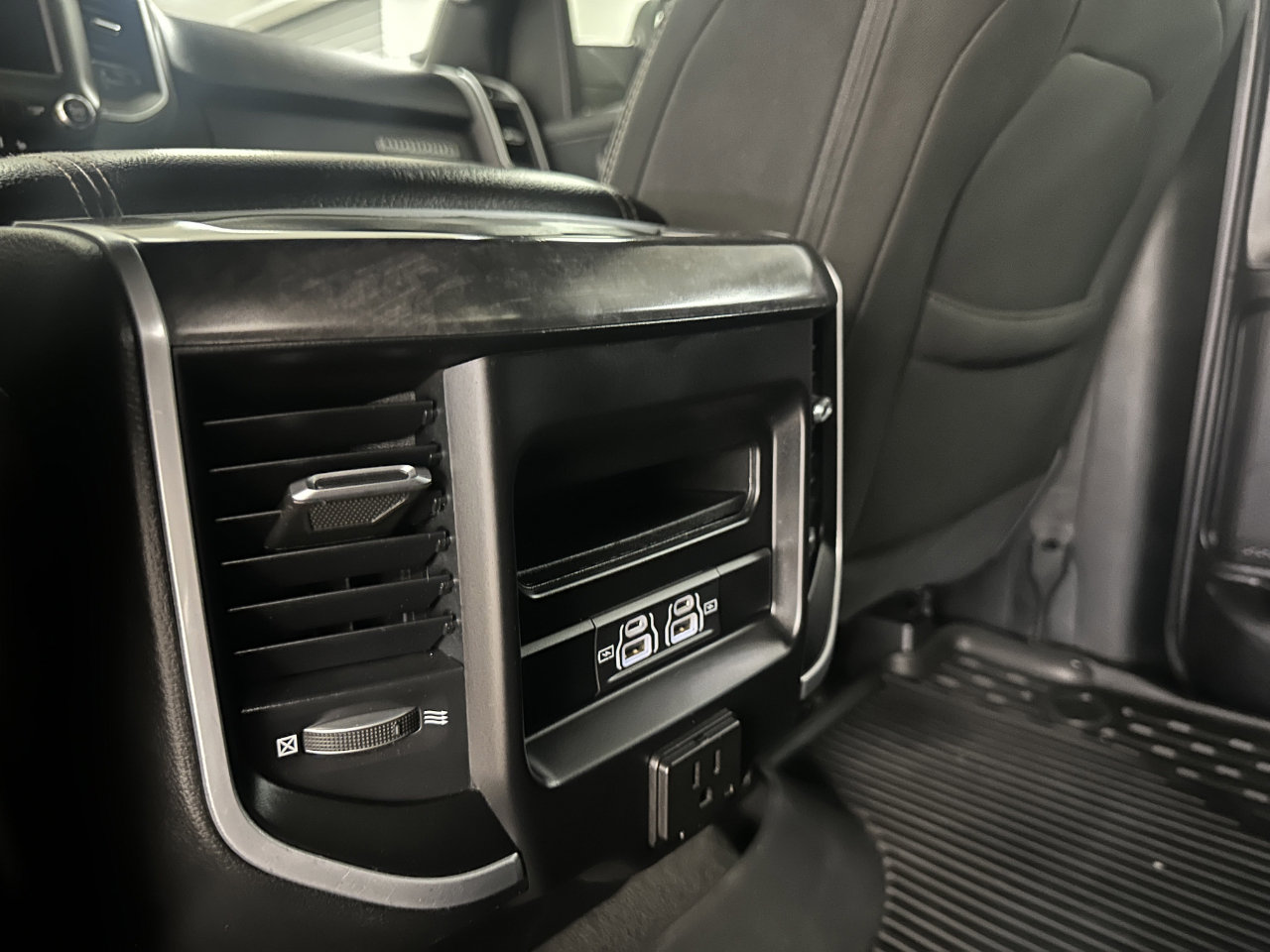 Used 2021 RAM 1500 Big Horn image 49