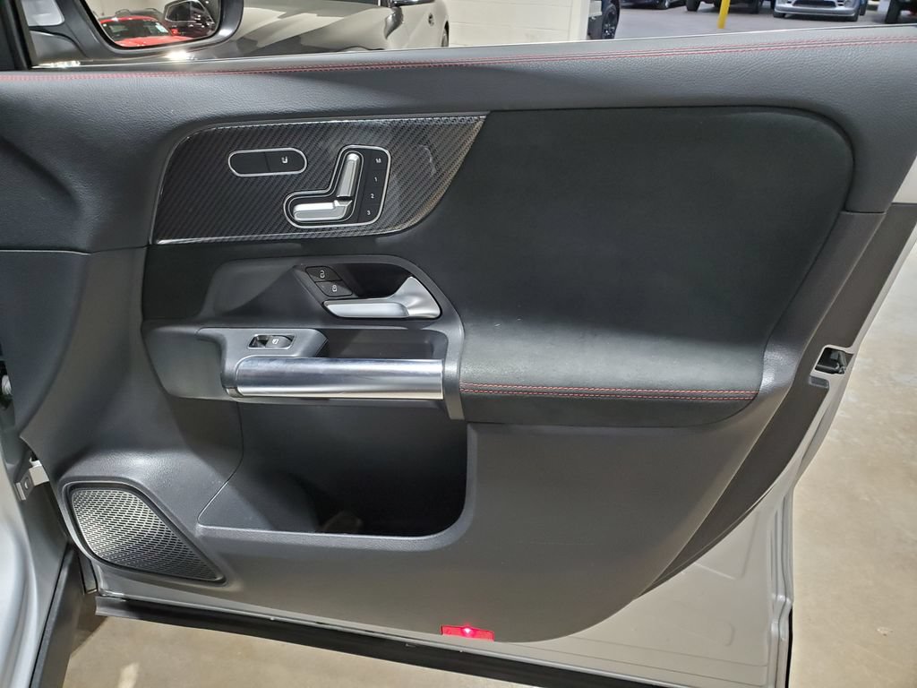 Used 2021 Mercedes-Benz GLA 250 image 16
