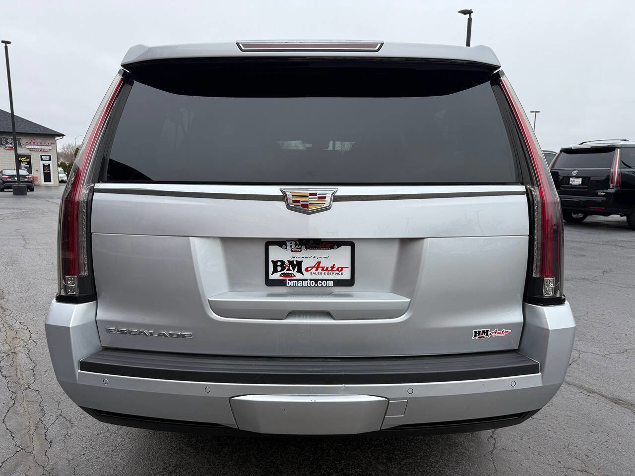 Used 2020 Cadillac Escalade ESV Luxury AWD/4WD image 6