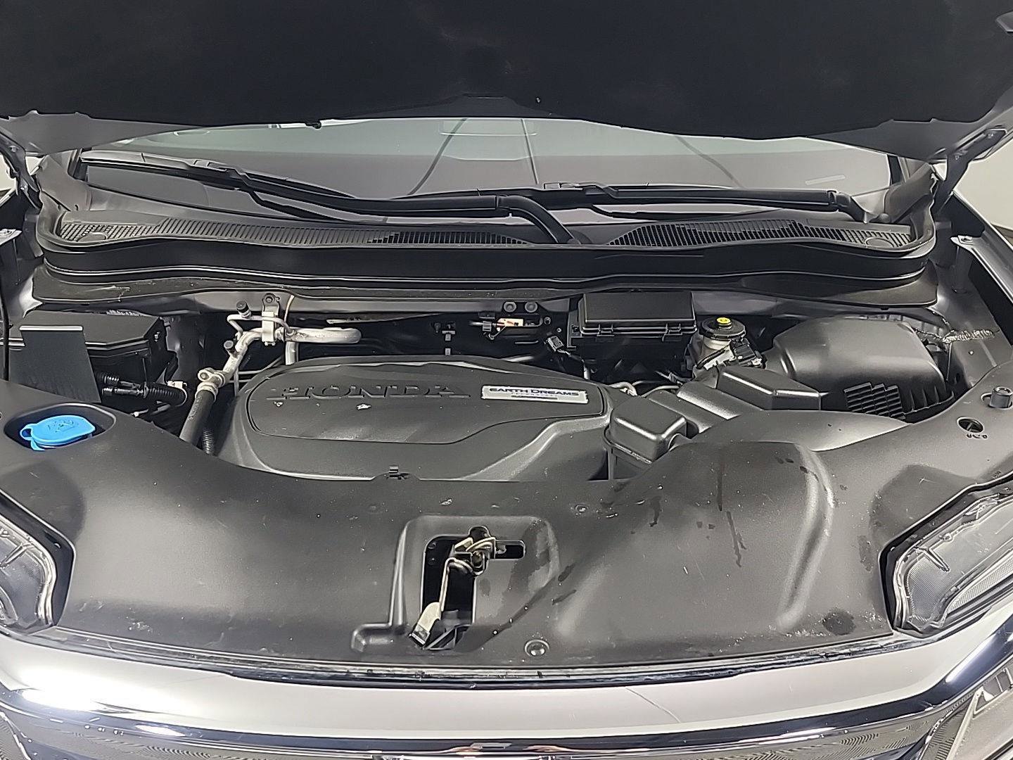 Certified 2020 Honda Pilot Touring image 15