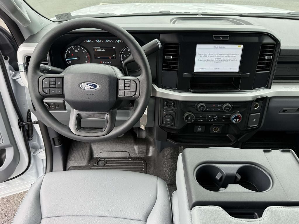 New 2026 Ford F350 XL w/ FX4 Off-Road Package AWD/4WD image 11