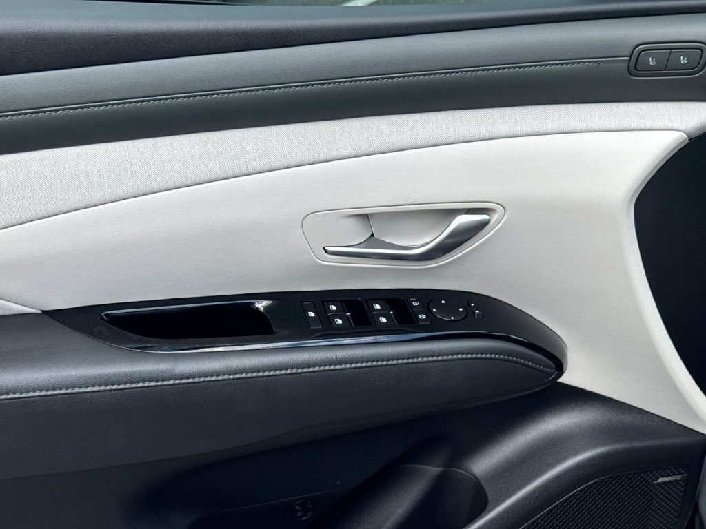 Certified 2026 Hyundai Tucson Limited AWD/4WD image 12