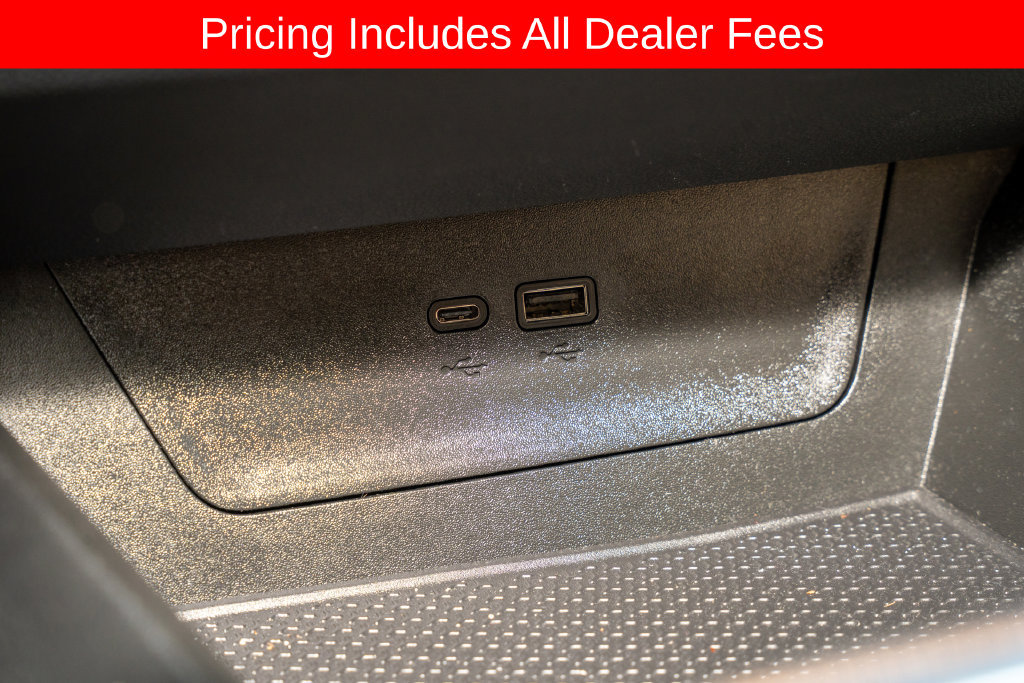 Used 2026 Chevrolet Equinox ACTIV w/ Convenience Package III AWD/4WD image 16
