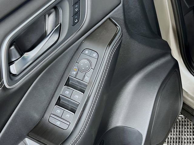 New 2026 Nissan Rogue Platinum w/ Platinum Premium Package image 16