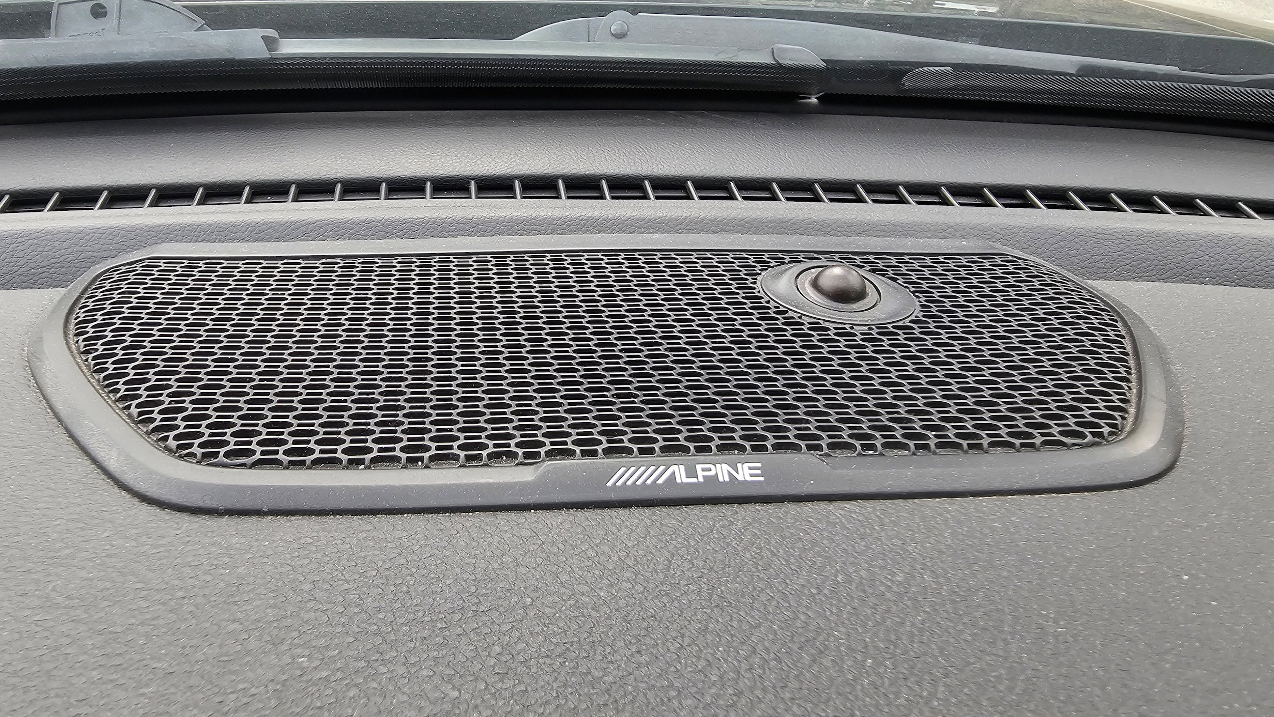 Used 2024 RAM 1500 Laramie AWD/4WD image 27