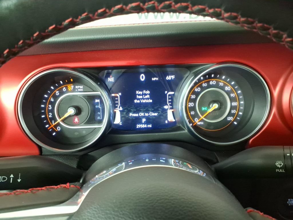 Used 2023 Jeep Gladiator Rubicon w/ Cold Weather Group AWD/4WD image 18