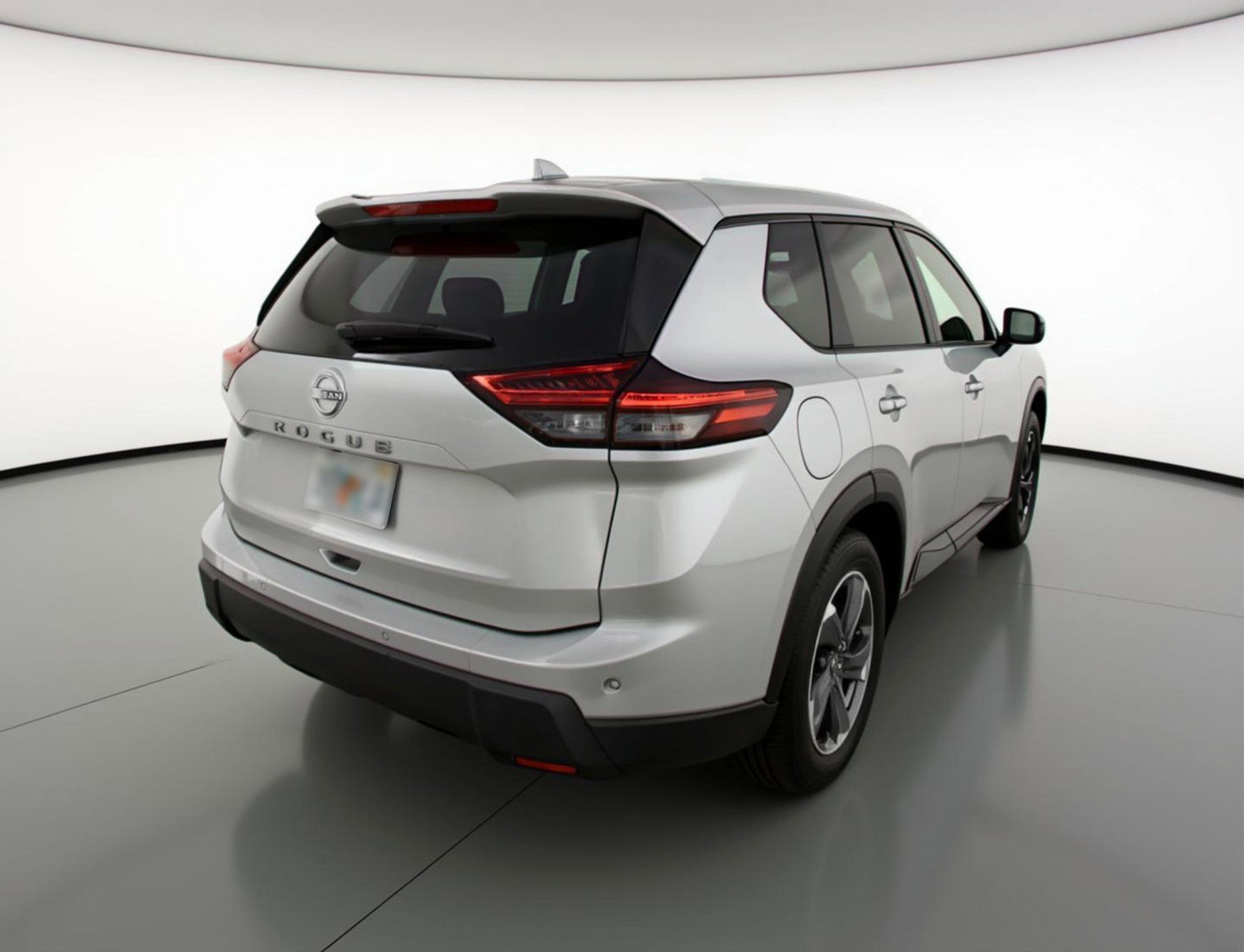 Used 2025 Nissan Rogue SV image 9