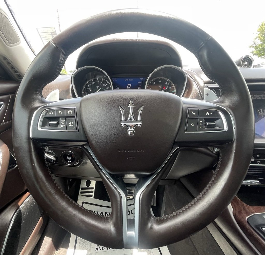 Used 2019 Maserati Levante GranLusso image 20
