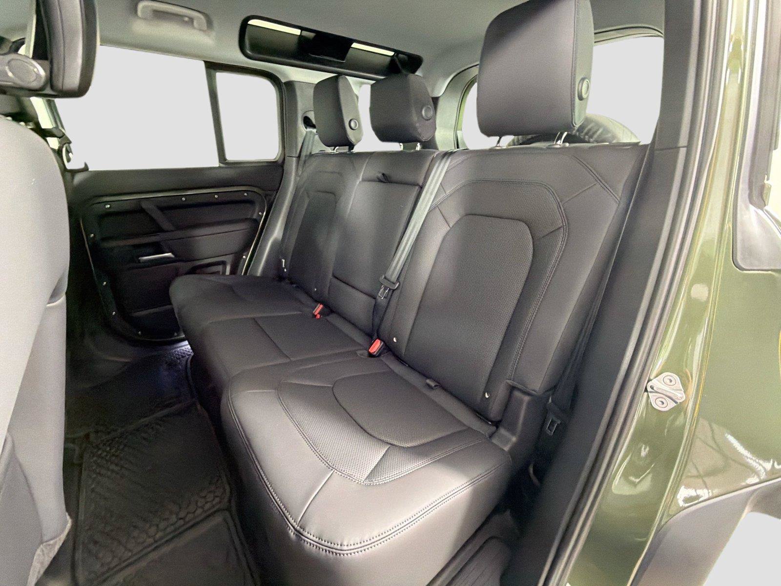 Certified 2026 Land Rover Defender 110 S AWD/4WD image 25