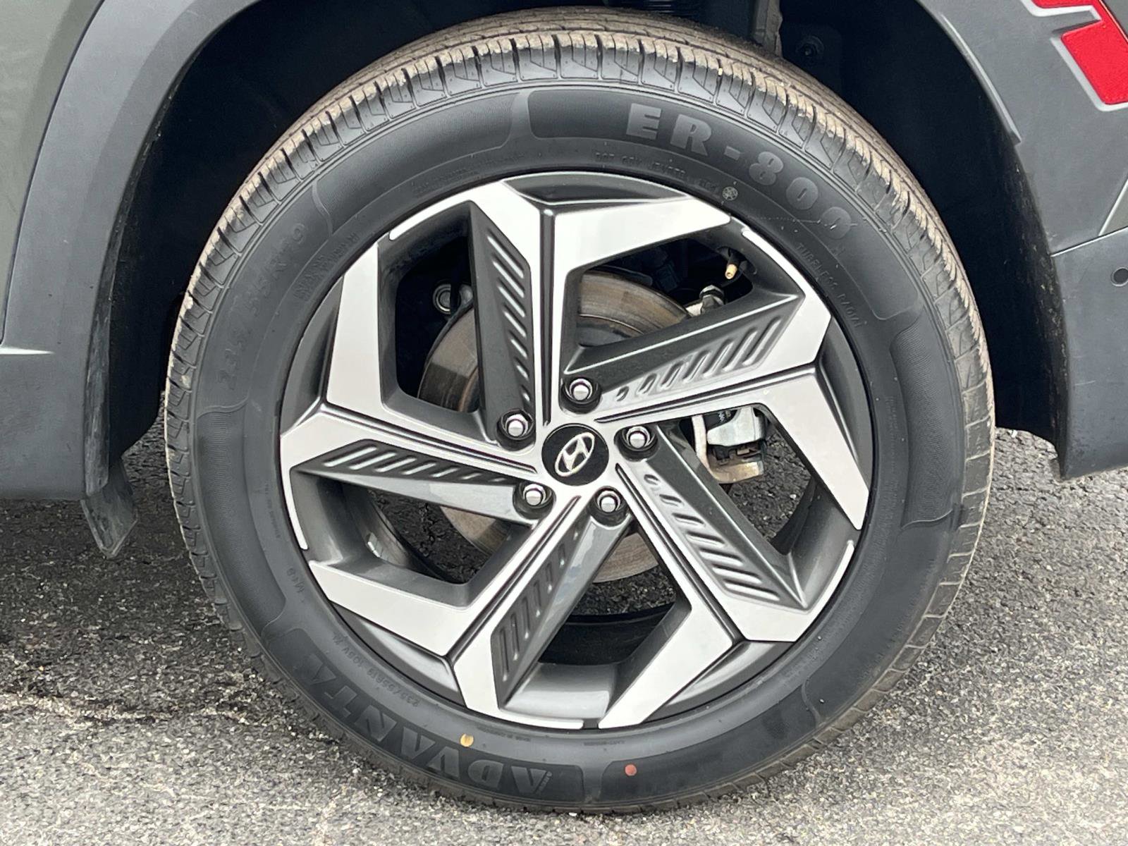 Used 2023 Hyundai Tucson Limited image 11