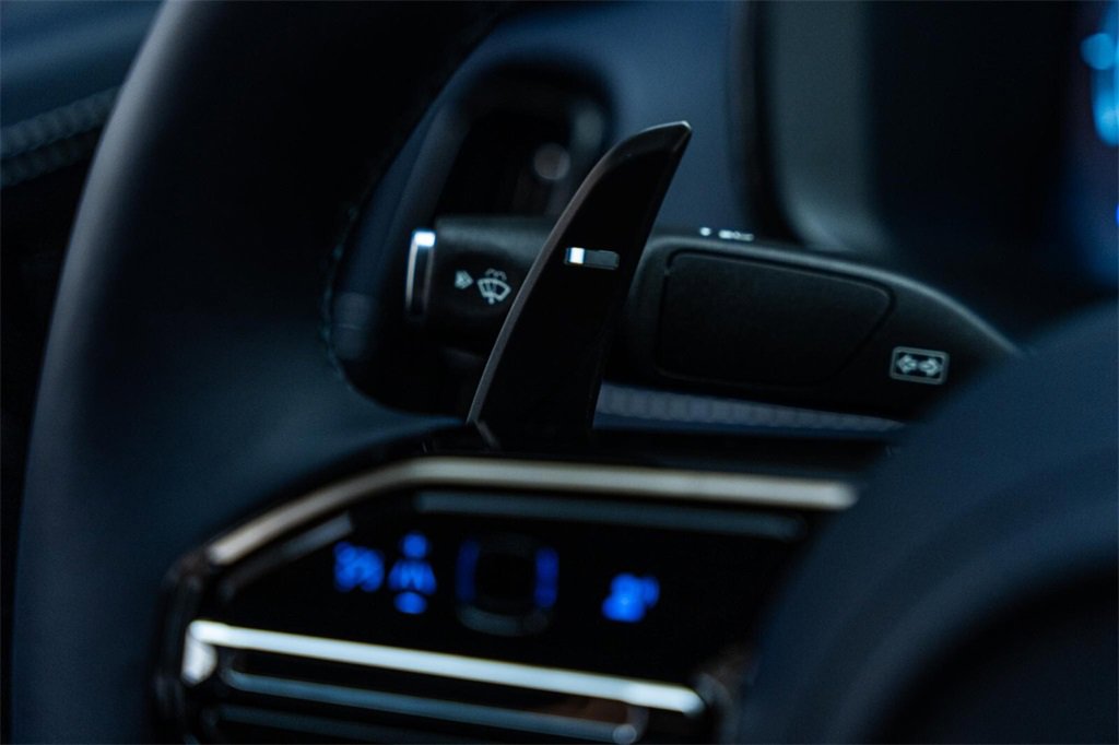 Used 2025 Aston Martin DBX 707 image 45