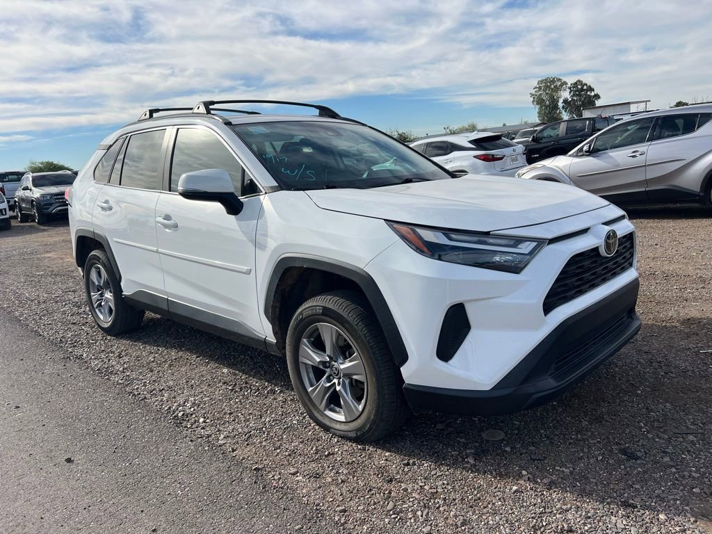 Used 2022 Toyota RAV4 XLE image 2