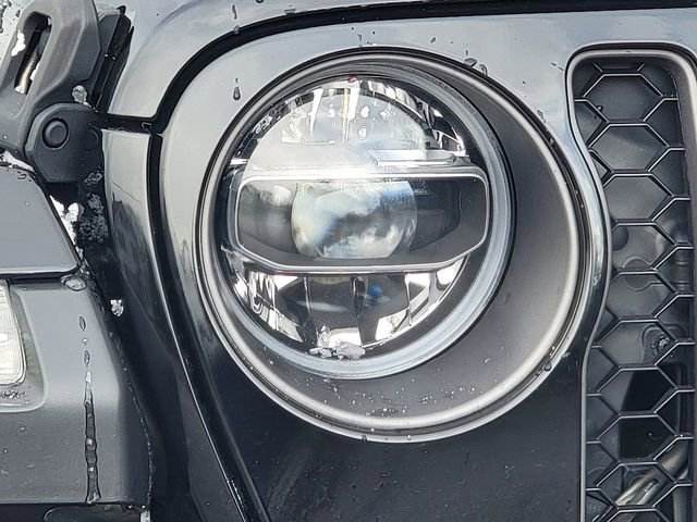 Certified 2021 Jeep Wrangler Unlimited Rubicon 4xe w/ Cold Weather Group image 16