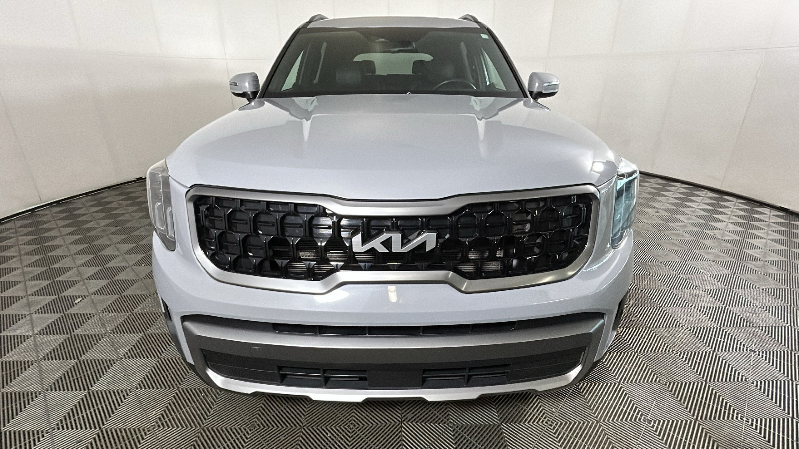 Used 2023 Kia Telluride EX X-Line AWD/4WD image 9