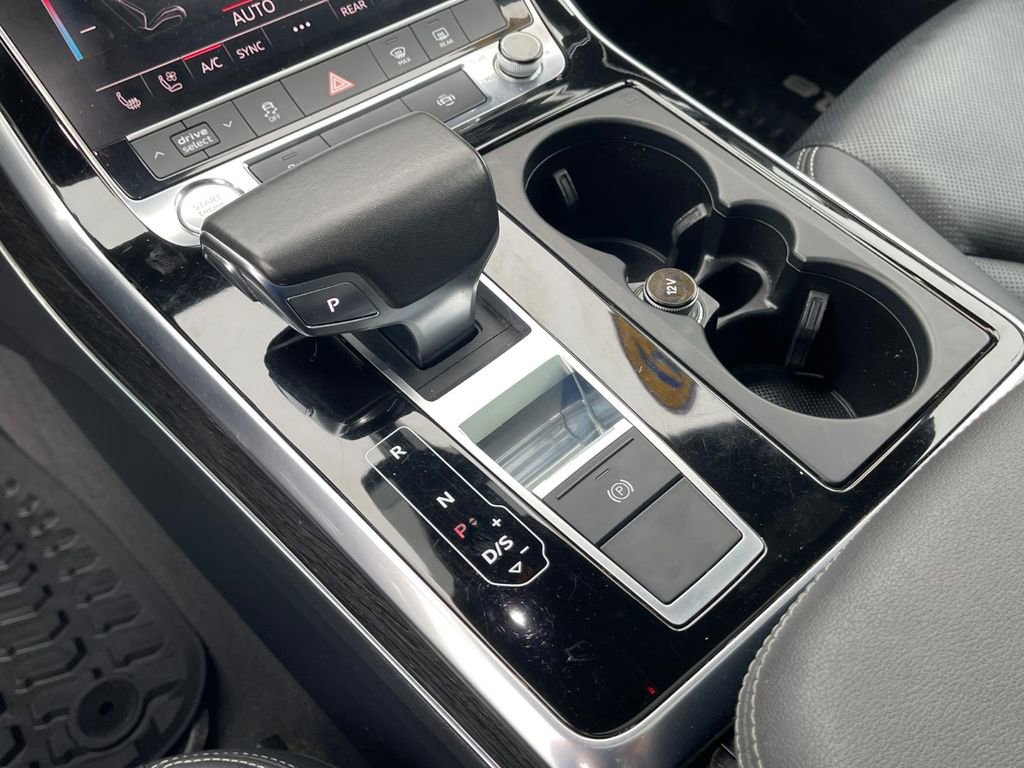 Used 2019 Audi Q8 Premium Plus w/ Premium Plus image 10
