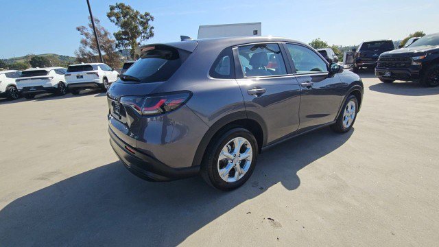 Used 2023 Honda HR-V LX image 8