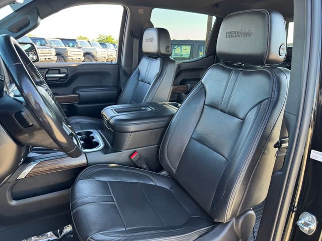 Used 2021 Chevrolet Silverado 1500 High Country w/ Technology Package AWD/4WD image 16