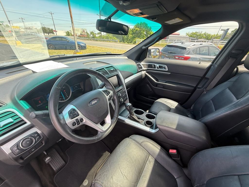 Used 2012 Ford Explorer XLT FWD image 14