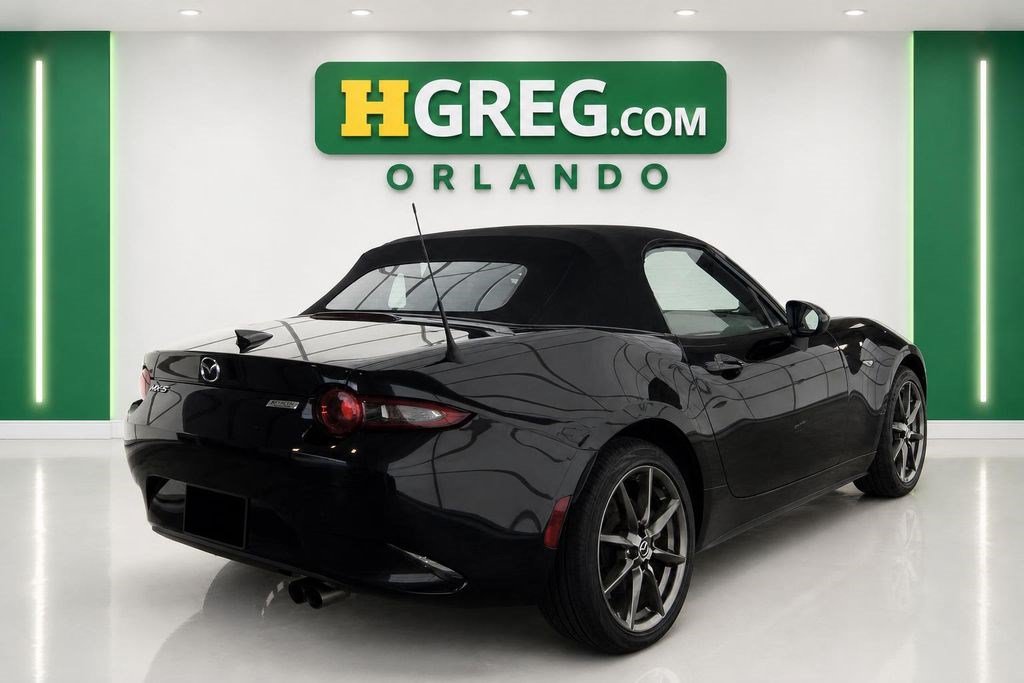 Used 2016 MAZDA MX-5 Miata Grand Touring RWD image 7
