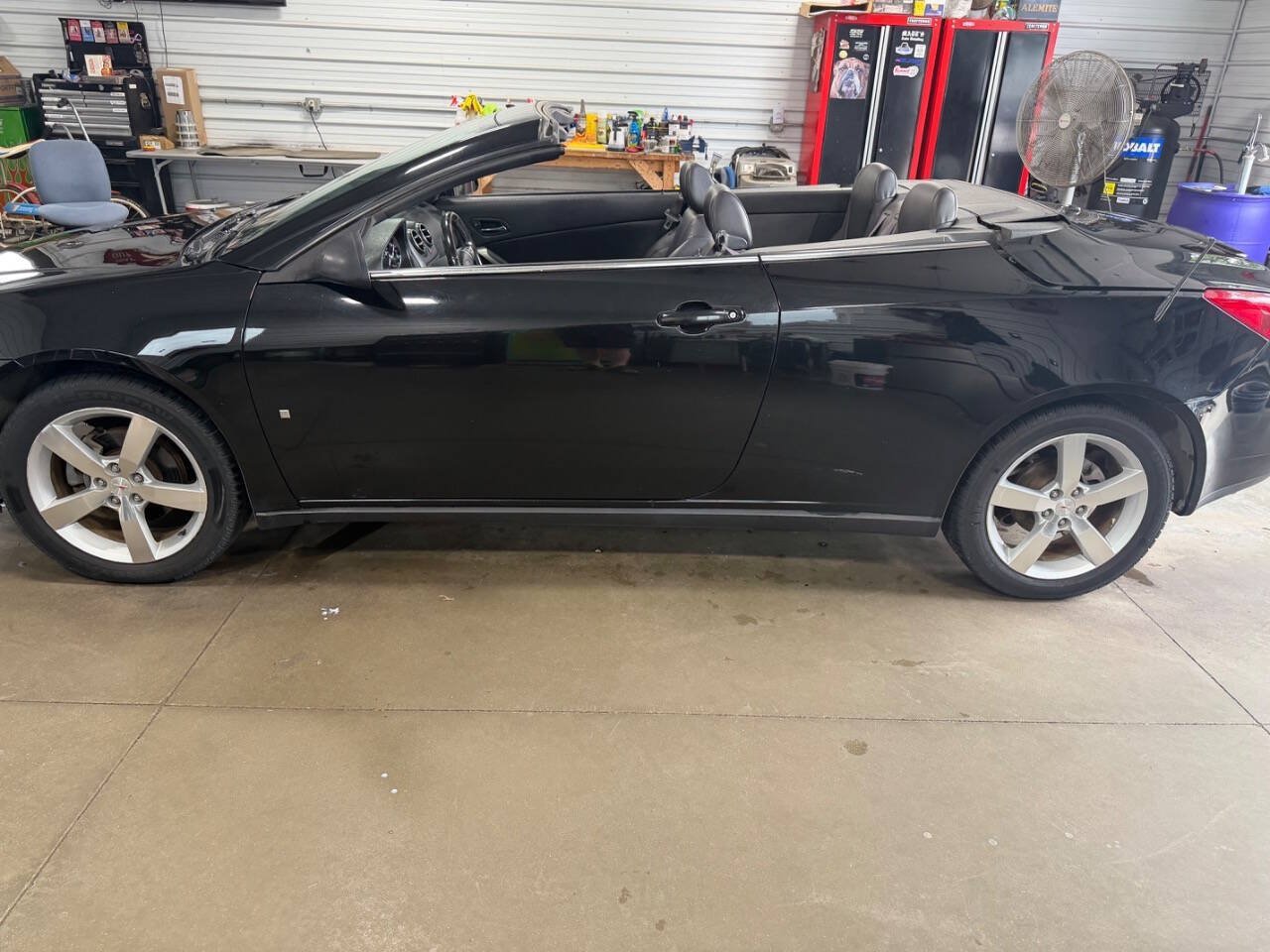 Used 2007 Pontiac G6 GT w/ Sport Package FWD image 6