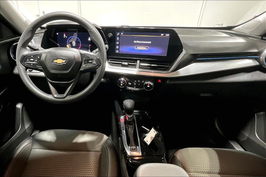 Used 2026 Chevrolet Trax LT FWD image 18