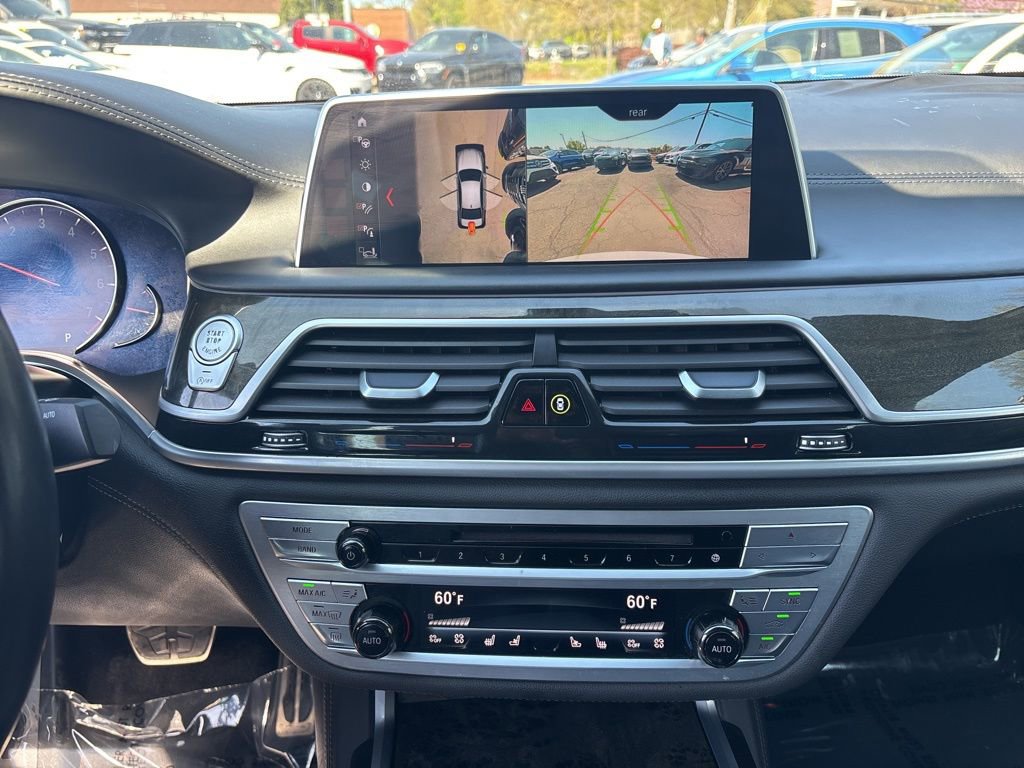Used 2019 BMW 750i w/ Executive Package image 15