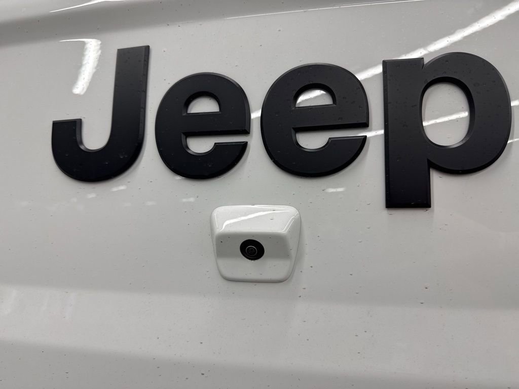 New 2026 Jeep Gladiator Sport image 7