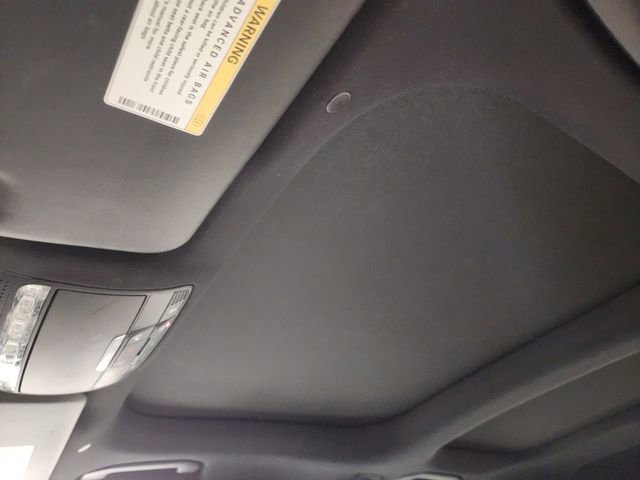 Used 2017 Mercedes-Benz E 400 E 400 image 24