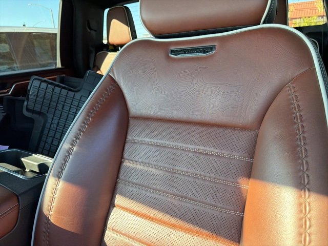 Used 2024 GMC Sierra 3500 Denali Ultimate image 15