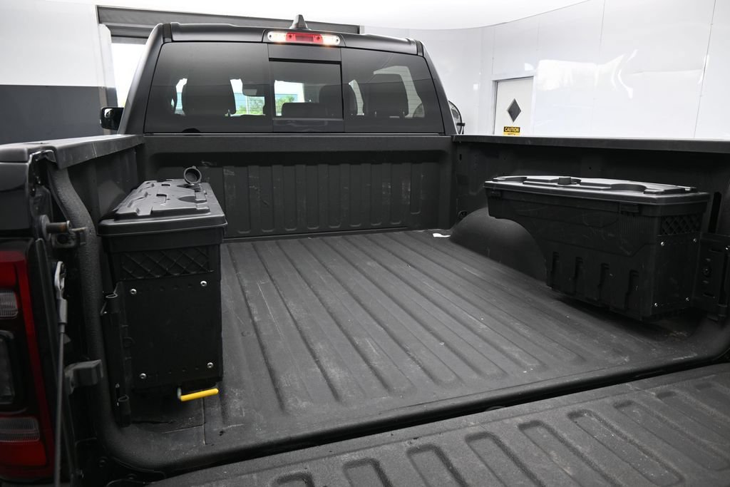Used 2023 RAM 1500 Laramie RWD image 34