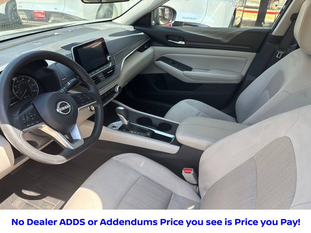 Certified 2025 Nissan Altima 2.5 SV FWD image 14