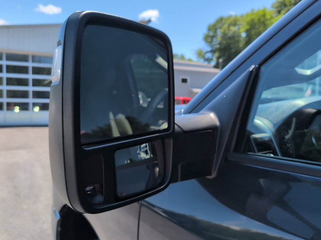 Used 2025 RAM 2500 Big Horn AWD/4WD image 13