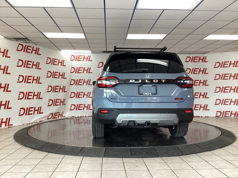 New 2026 Honda Pilot TrailSport image 6