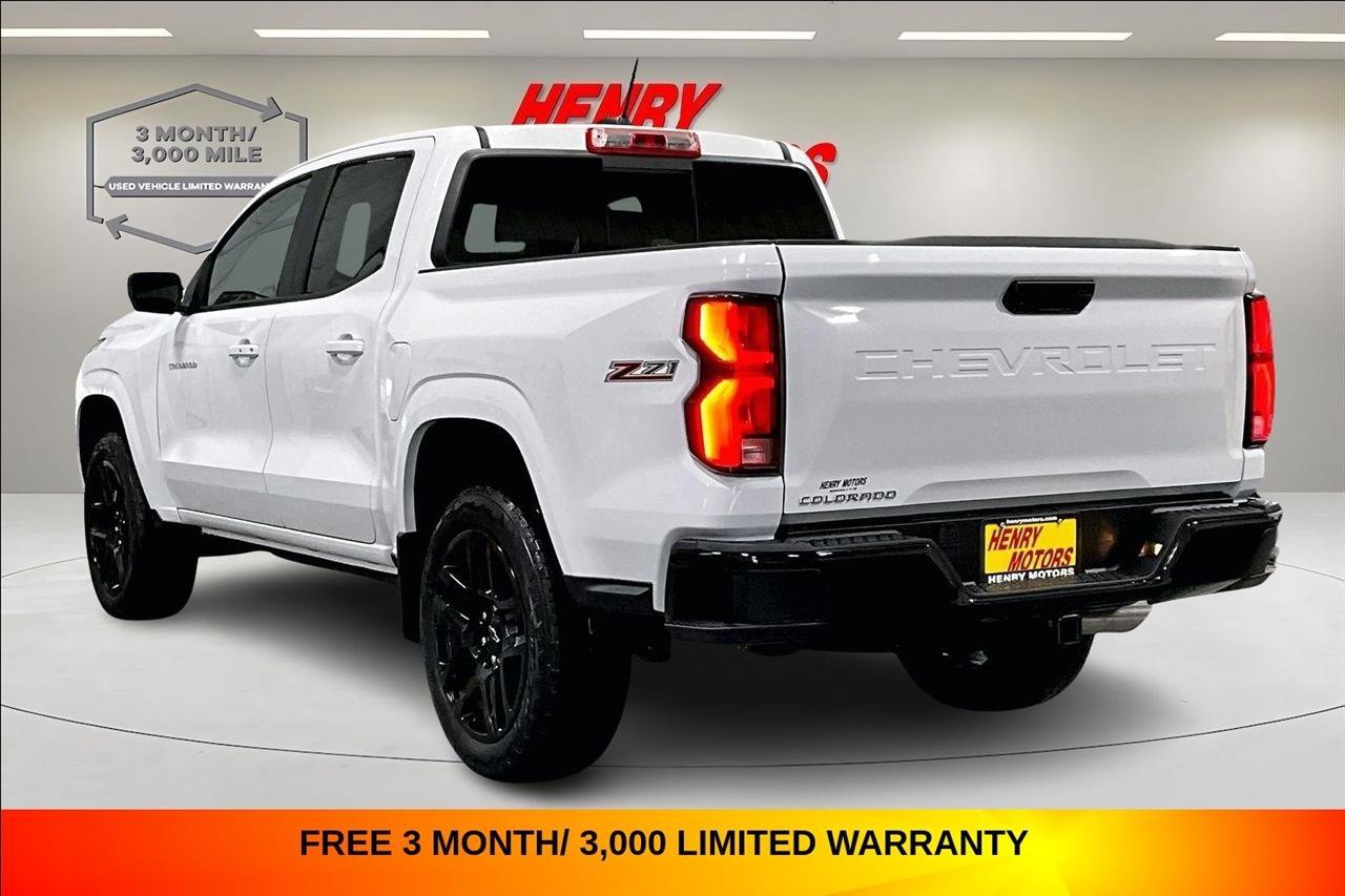 Used 2024 Chevrolet Colorado Z71 w/ Advanced Trailering Package AWD/4WD image 4