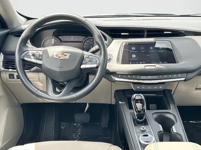 Certified 2023 Cadillac XT4 Luxury w/ Cold Weather Package AWD/4WD image 2