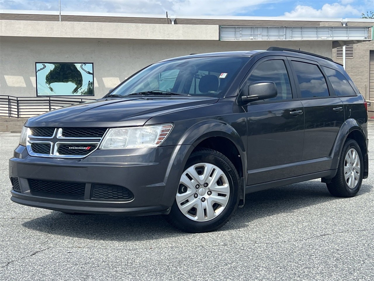 Used 2019 Dodge Journey SE