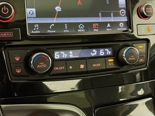 Used 2018 Nissan Maxima Platinum FWD image 16