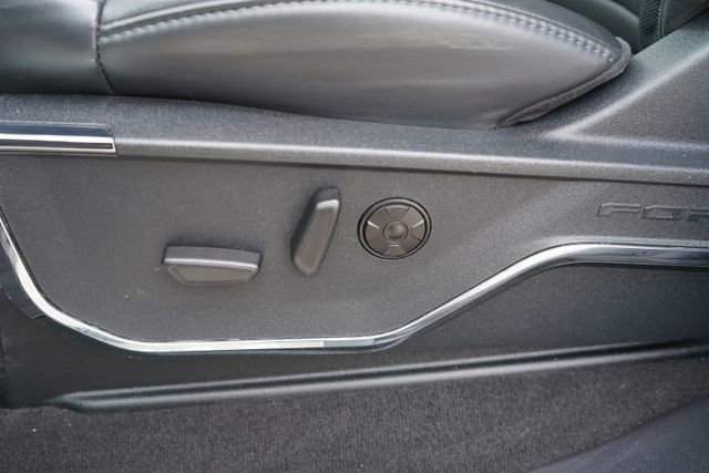 Used 2025 Ford F250 Platinum AWD/4WD image 14