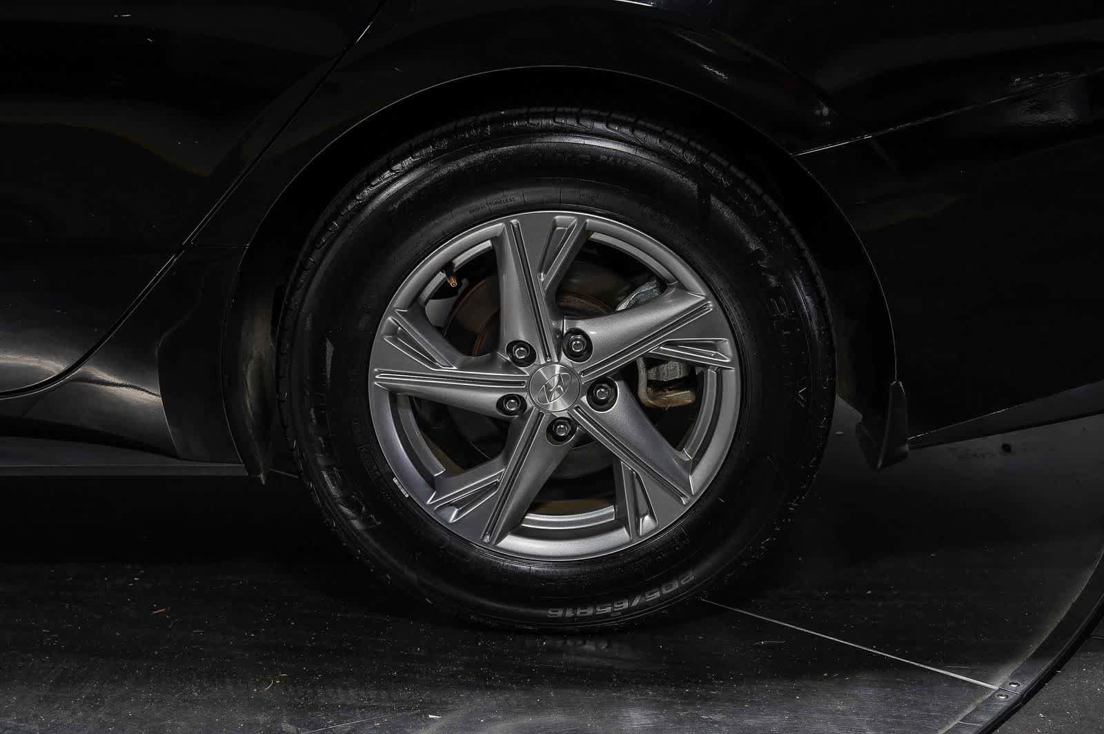 Used 2023 Hyundai Sonata SE FWD image 10