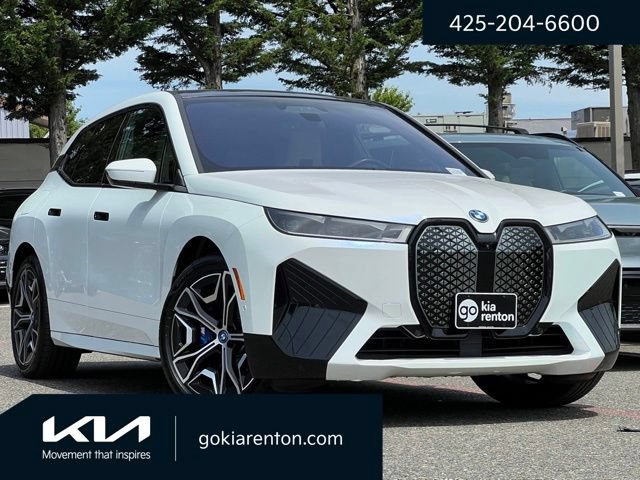Used 2022 BMW iX xDrive50 AWD/4WD image 1