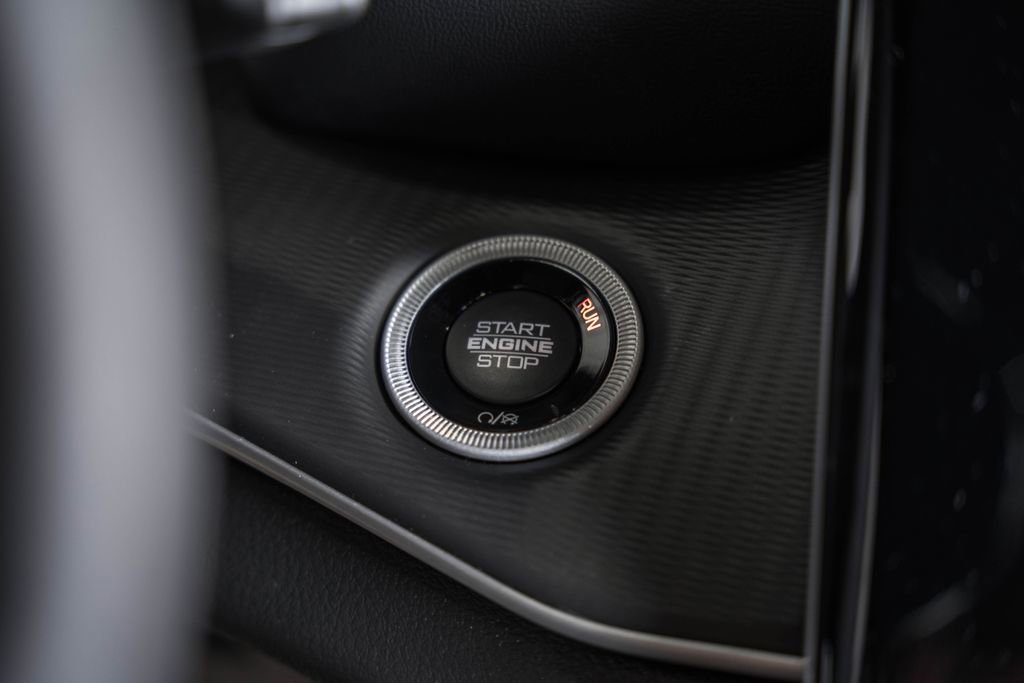 New 2025 Jeep Grand Cherokee Laredo X image 24