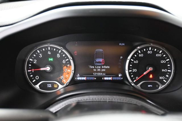 Used 2018 Jeep Renegade Altitude w/ UConnect 8.4 Nav Group AWD/4WD image 9