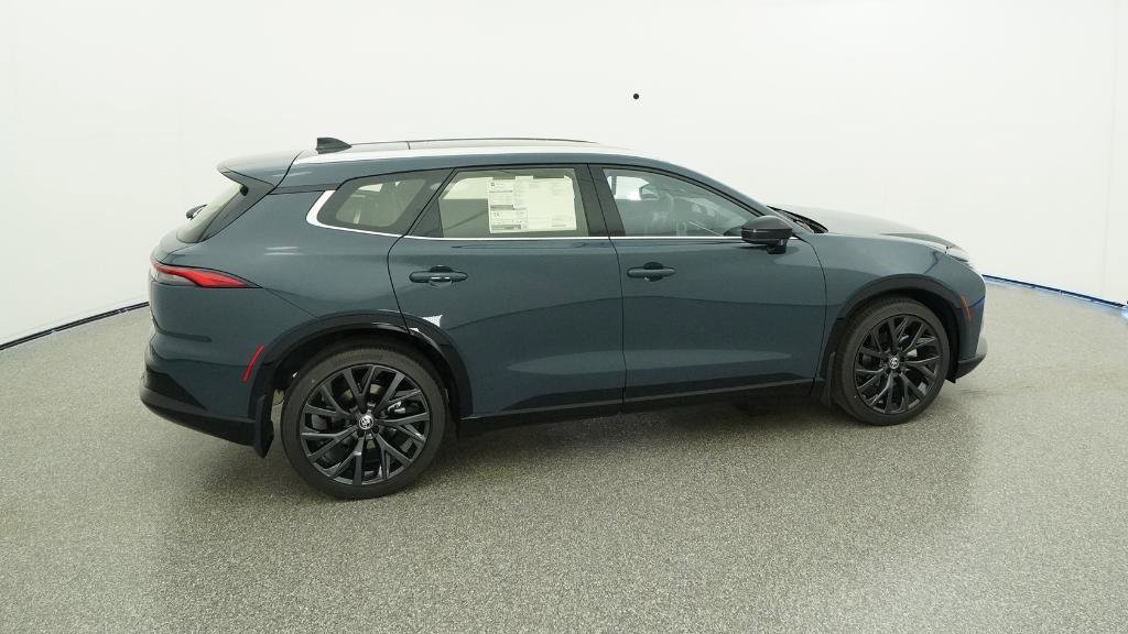 New 2025 Toyota Crown Signia image 13