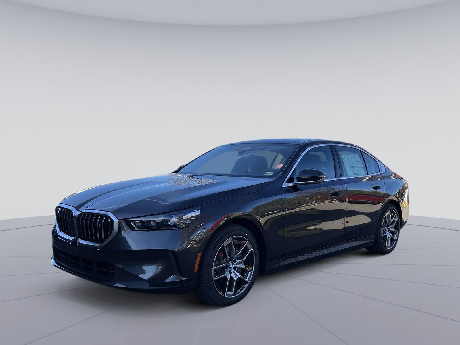 New 2025 BMW i5 xDrive40 w/ M Sport Package image 1