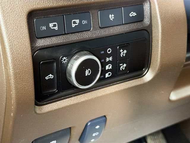 Used 2024 Ford F350 King Ranch w/ FX4 Off-Road Package AWD/4WD image 10