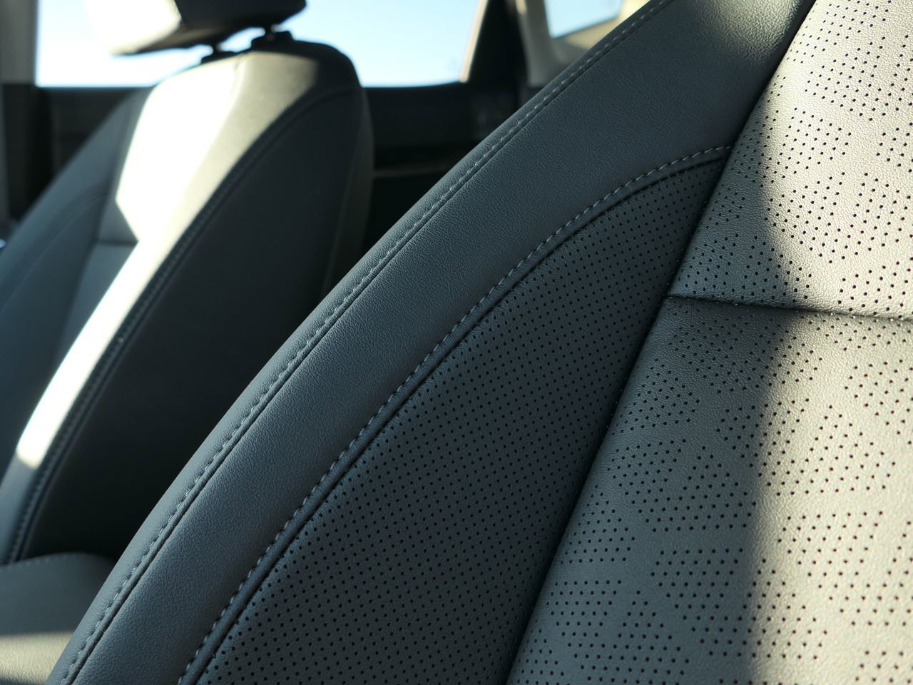 New 2026 Kia Seltos EX image 11