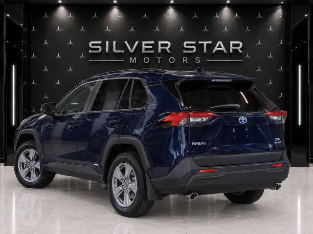 Used 2024 Toyota RAV4 XLE w/ Weather Package AWD/4WD image 4