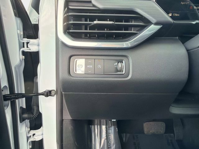 New 2026 GMC Acadia Elevation FWD image 30