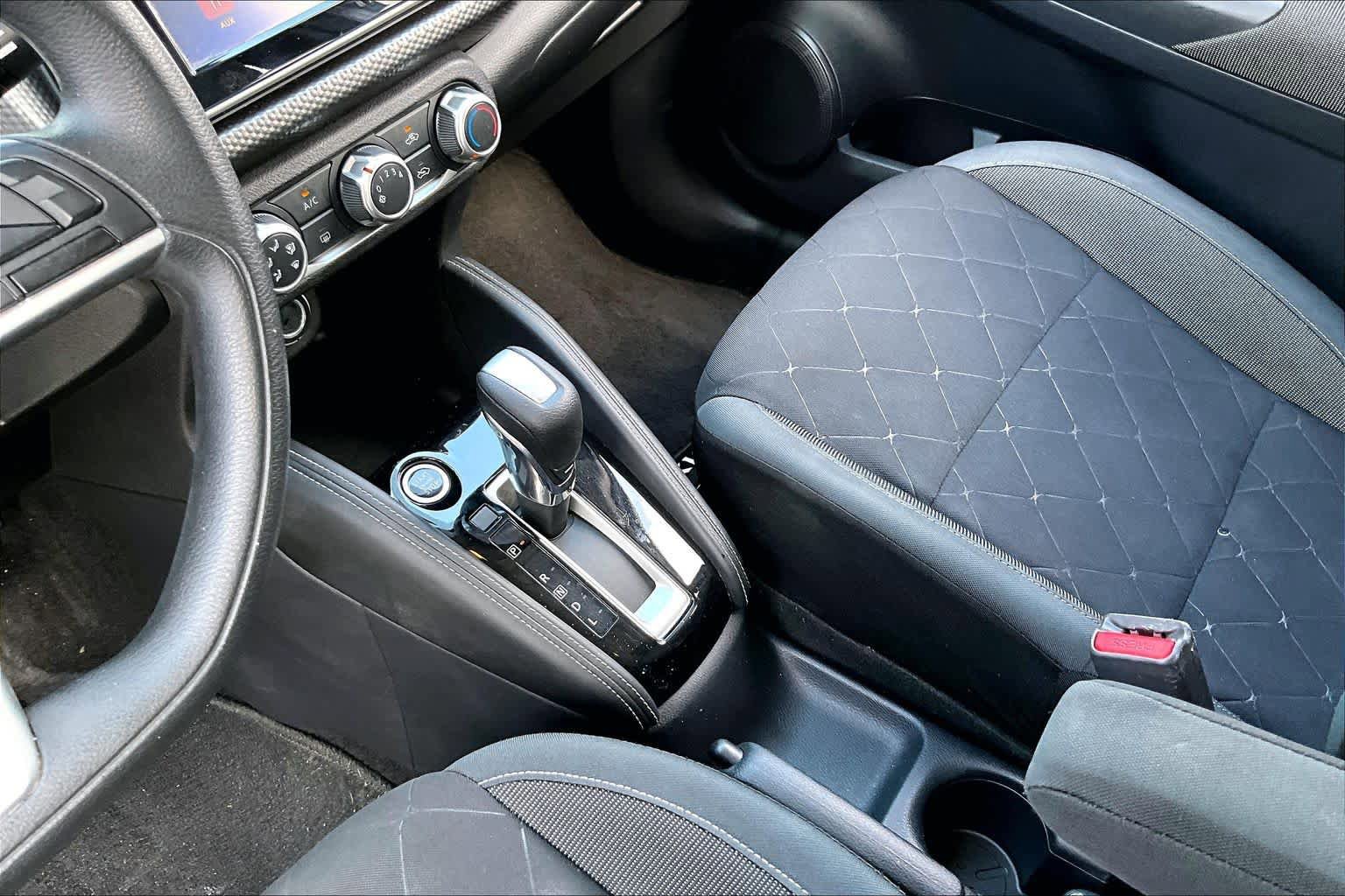 Used 2019 Nissan Kicks S FWD image 17