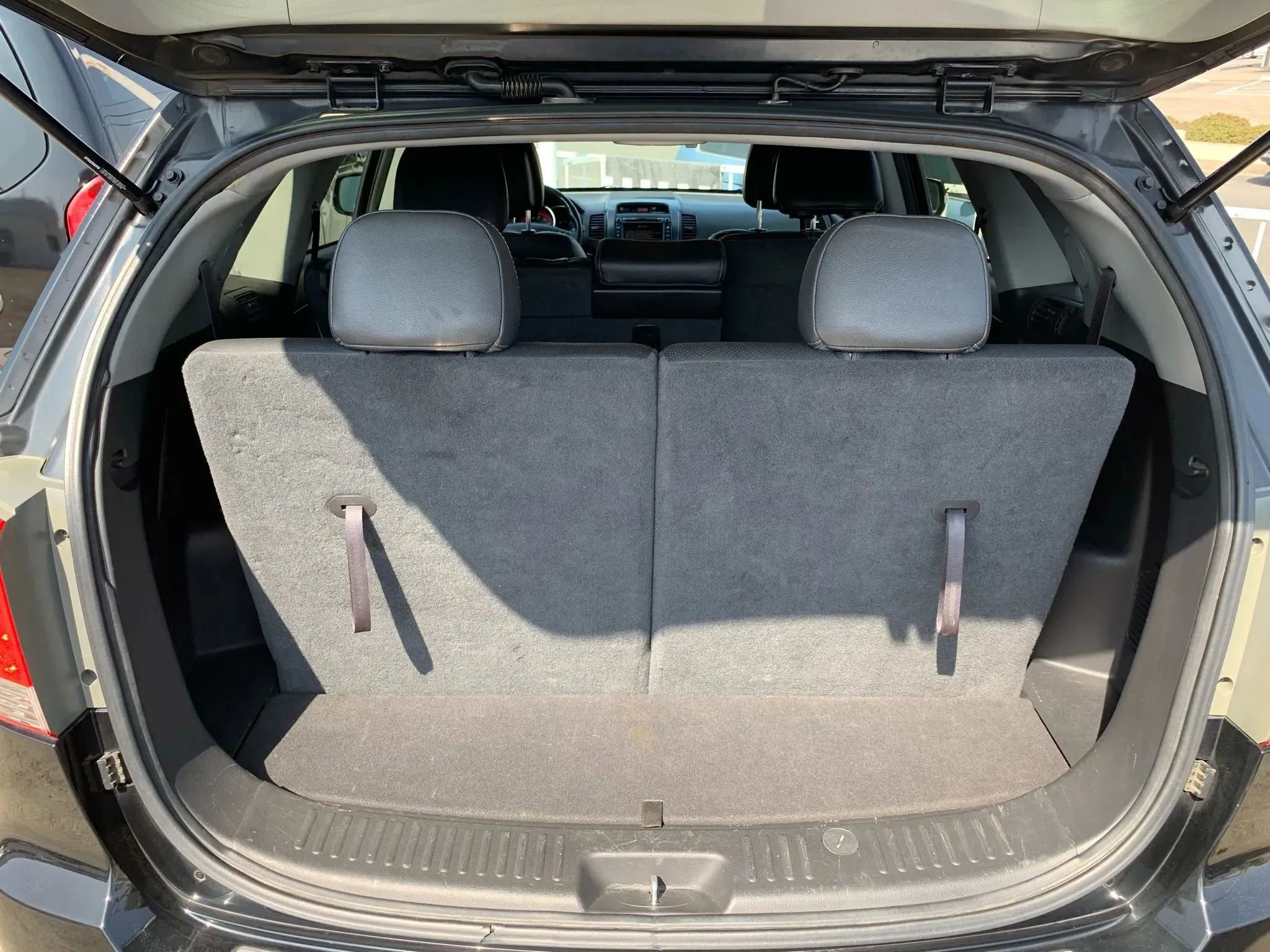 Used 2012 Kia Sorento SX image 28